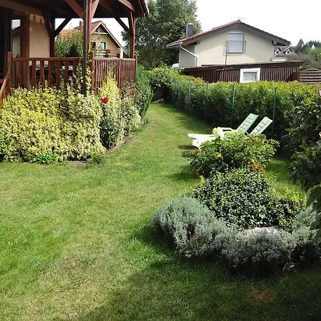 Holiday home Large With A Great, Fenced Garden, Dargobadz